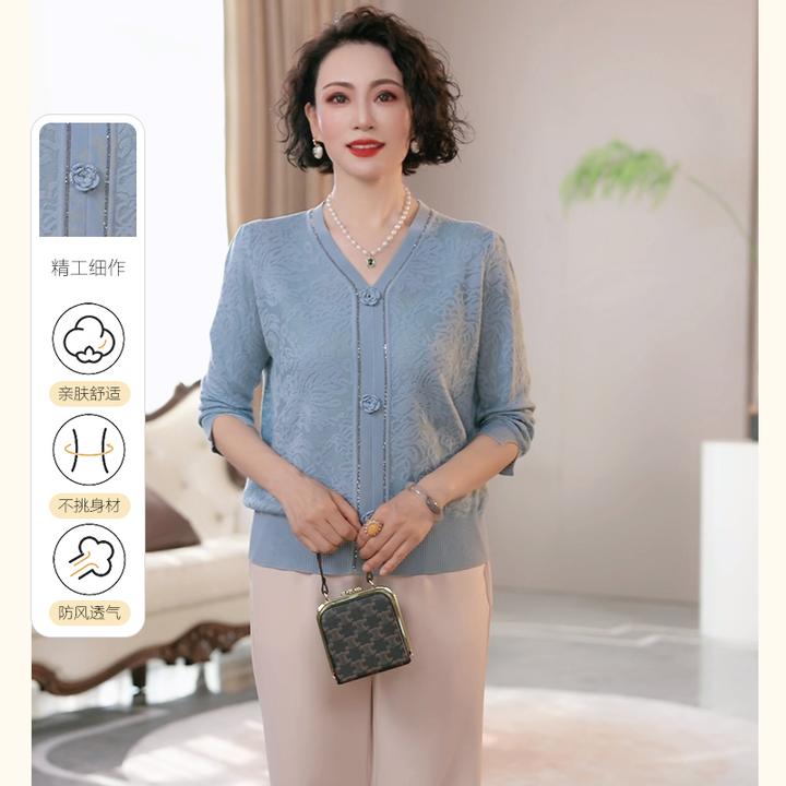 中年妈妈春秋立体花朵装饰针织衫2025新款洋气中老年女装宽松上衣