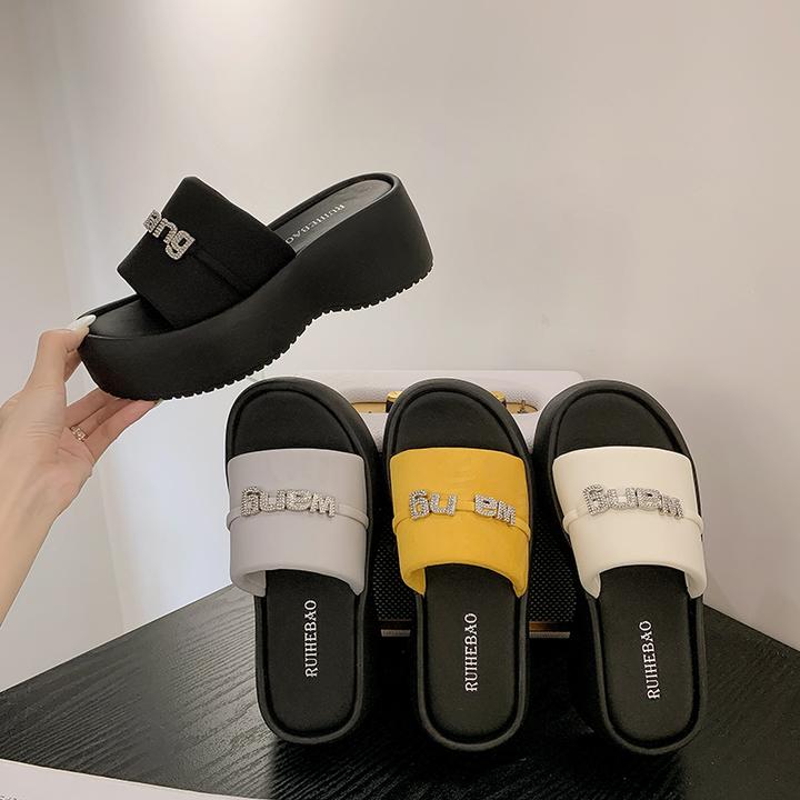 厚底增高黑色配裙子凉拖鞋女夏季新款小个子外穿超火沙滩一字拖鞋