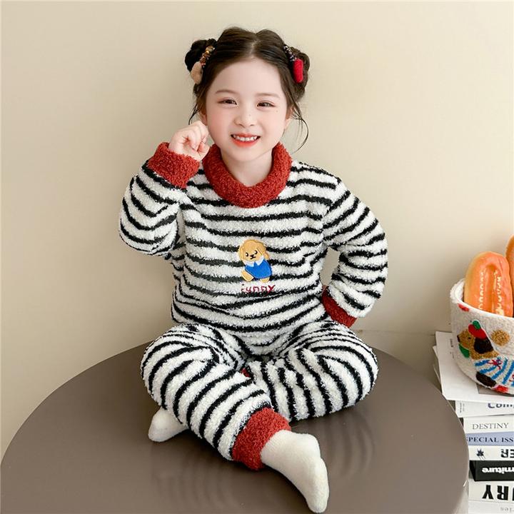 女童秋冬睡衣法兰绒2025新款儿童女宝宝条纹小狗家居服珊瑚绒套装
