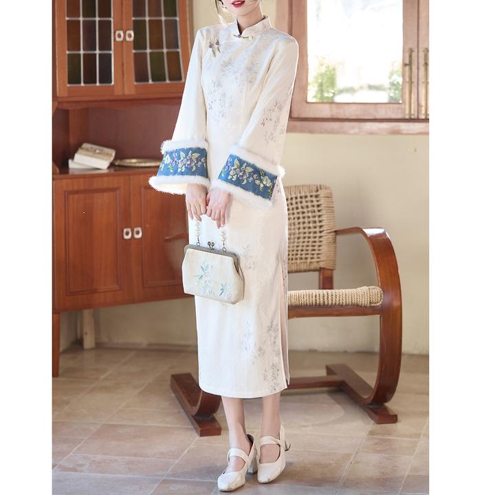 白色长袖旗袍2025年新款秋冬款加绒复古年轻款改良连衣裙女新中式