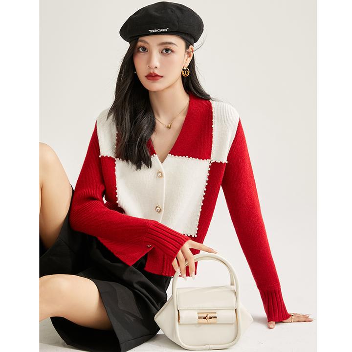 职业阿玛诗官2025秋冬新款撞色重工v领毛衣女款针织开衫上衣外套