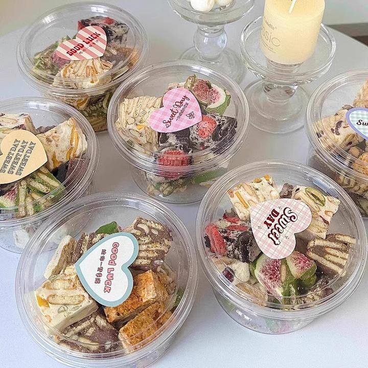 雪花酥一次性带盖透明加厚打包盒饼干糖果牛轧糖甜品烘焙甜品盒子