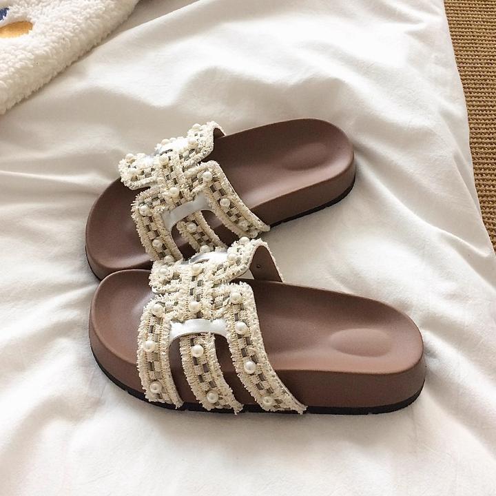厚底珍珠法式度假凉拖鞋女夏外穿2025新款时尚配裙子温柔一字拖鞋