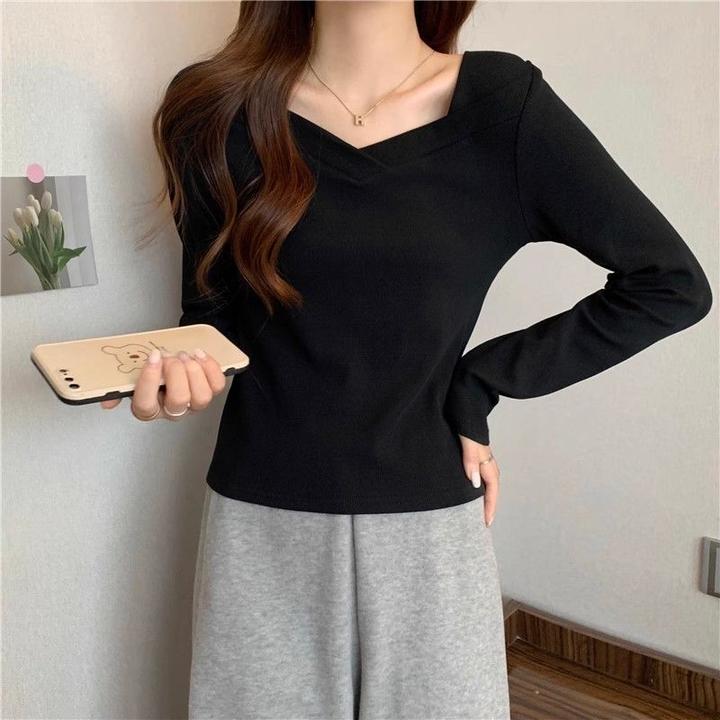 设计感小众德绒v领打底衫女2025秋冬新款洋气内搭修身款上衣服