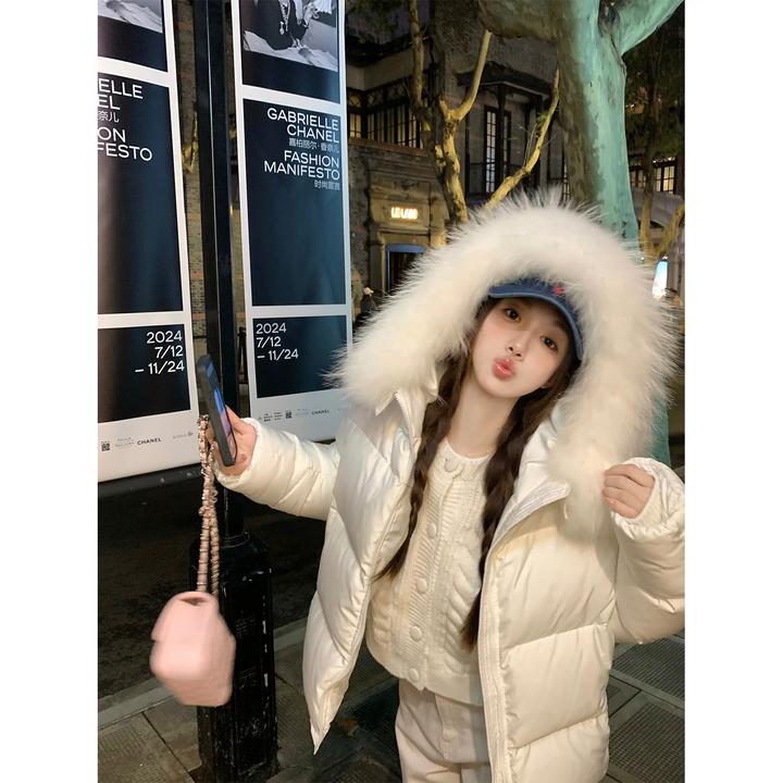 板栗可 黑标欧包 大毛领白色羽绒i服女冬季加厚短款面包外套