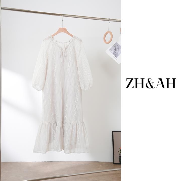 ZH&AH【清梦】秋季新款时尚百搭设计感孕期通勤欧若精灵风风连衣裙