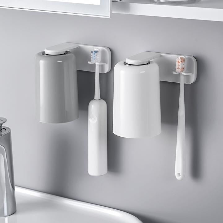 磁吸漱口杯电动牙刷置物架刷牙杯子卫生间壁挂式免打孔洗漱杯收纳