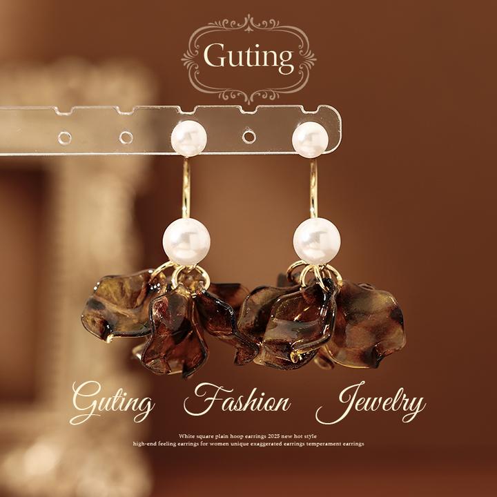 铜合金耳饰 22486美拉德褶皱花朵耳钉女轻奢高级感气质耳饰耳环