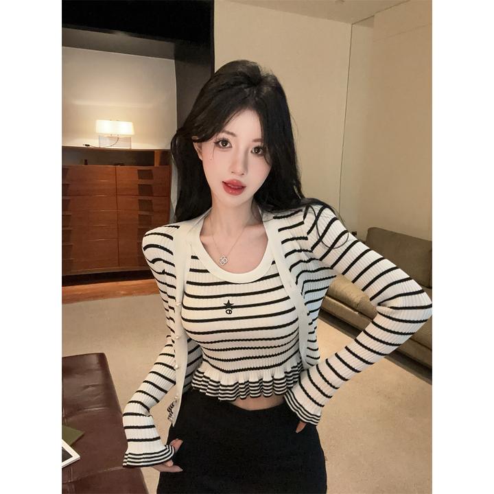 法式小香风条纹显瘦减龄针织开衫条纹背心两件套秋季新款上衣套装