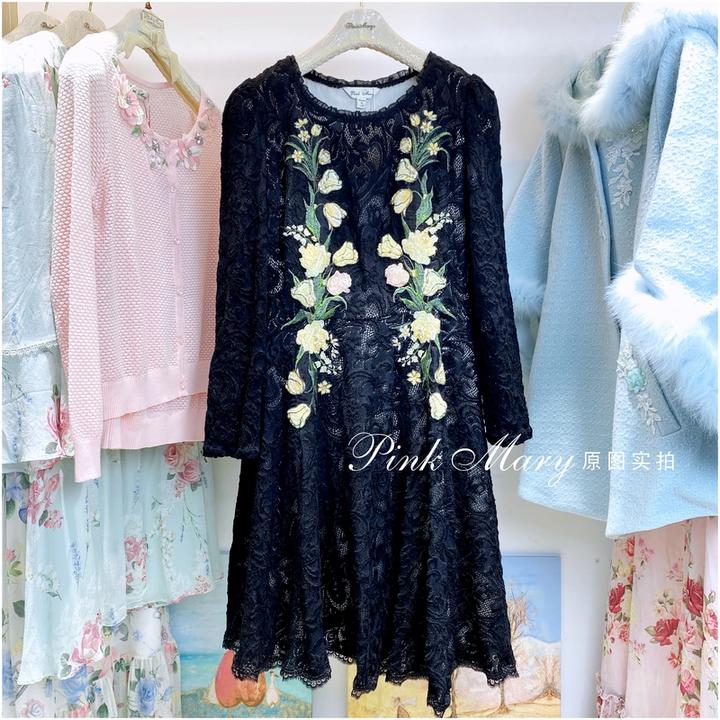 Pink Mary粉红玛琍秋冬黑色圆领连衣裙子女老钱风女装PMAGW570188