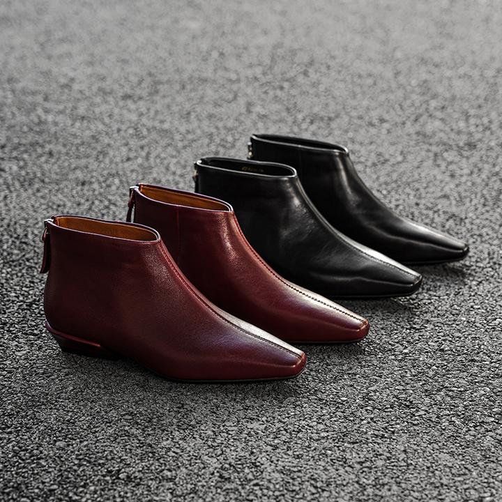 卡卡妮亚 现货时尚百搭酒红色切尔西靴2025秋冬新款真皮方头短靴