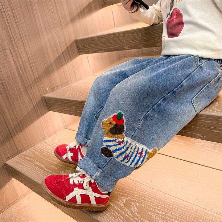 牛仔裤女童秋装2025新款女宝宝韩版宽松洋气卡通秋季外穿儿童裤子