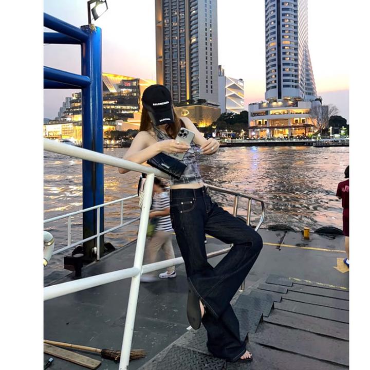 挂脖小众设计性感露背吊带修身无袖纯欲短上衣配显瘦高腰裤子套装