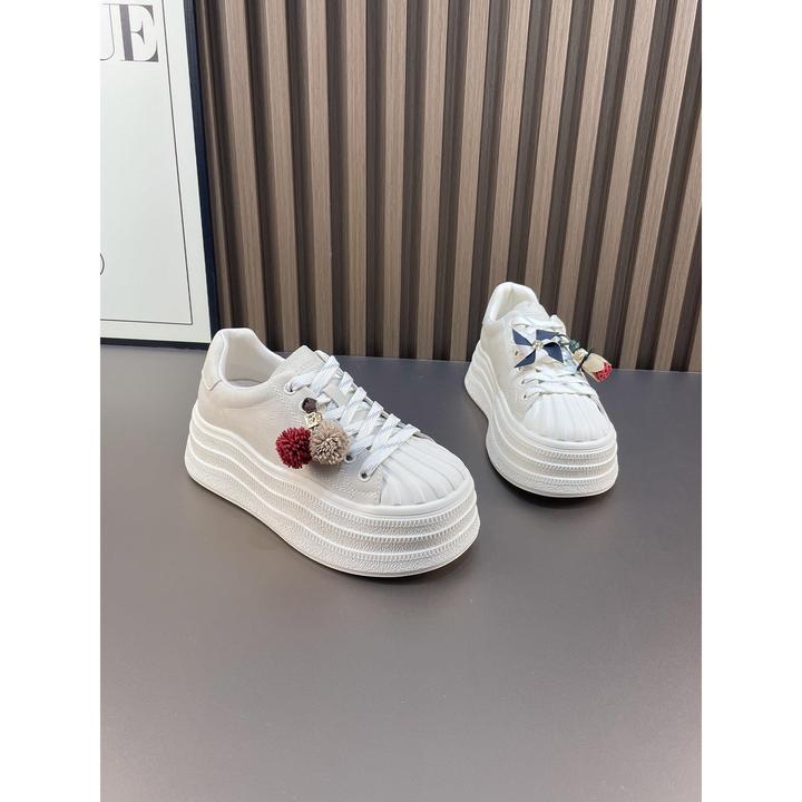 松糕厚底轻便板鞋女2025秋季新款真皮女鞋增高休闲运动软底小白鞋