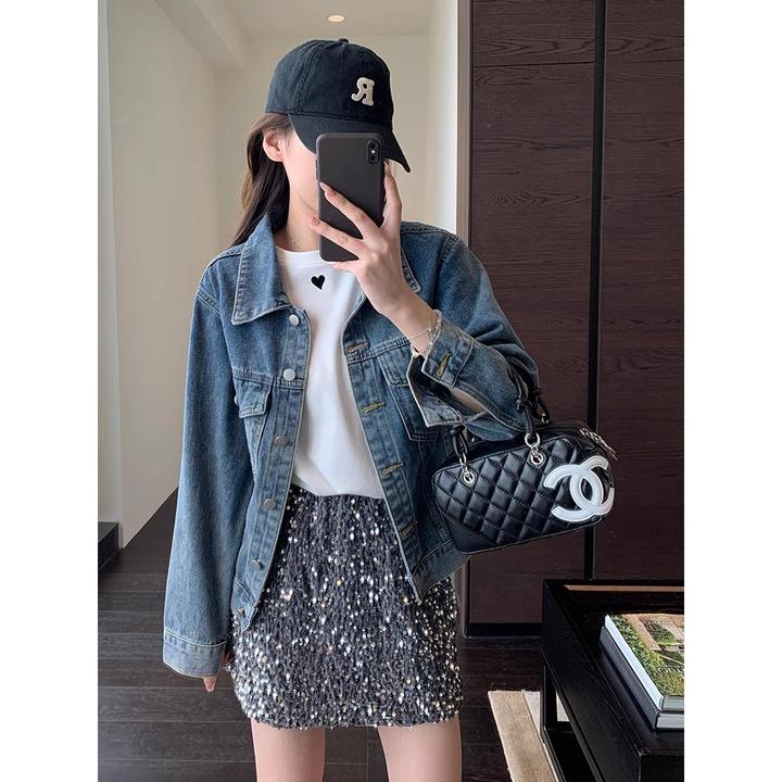 时尚翻领牛仔外套女时髦好看百搭显瘦上衣女春装水洗蓝酷女孩夹克