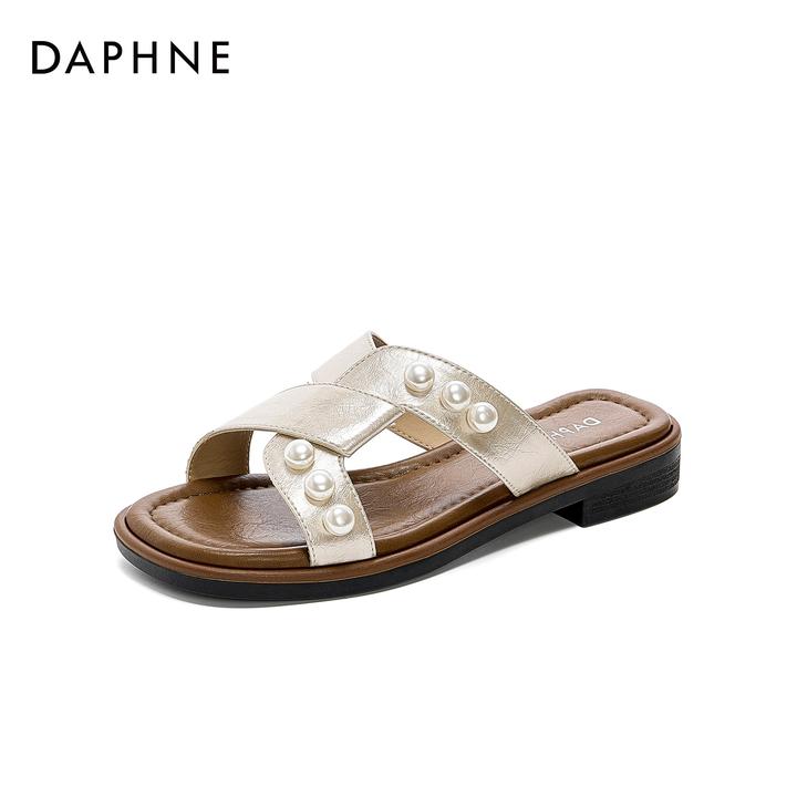 达芙妮2025年夏季外穿舒适平底防滑露趾休闲时尚百搭韩版一字拖女