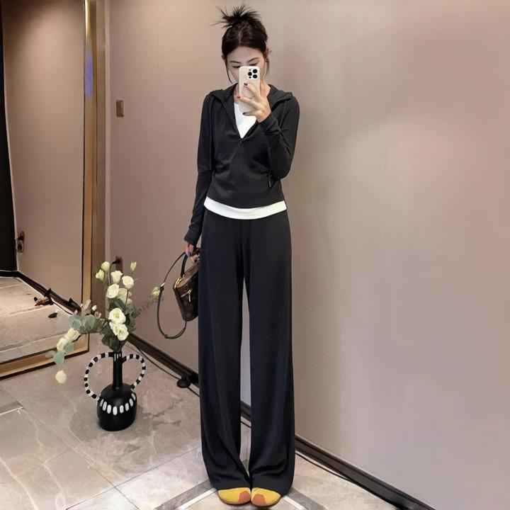 孕妇秋装套装2025时尚款宽松长袖上衣气质秋季外穿阔腿裤两件套