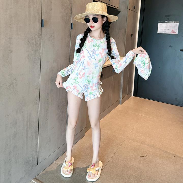 女童高颜值泳衣2025新款儿童连体带胸垫游泳衣女大童网红长袖泳装