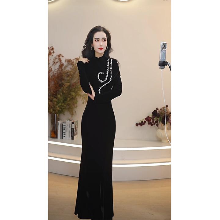 2025冬季新款时尚复古轻奢高级感丝绒连衣裙贵气修身长裙98935