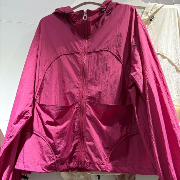 苗苗家连帽原创设计女短外套户外透气女款女装防晒服休闲