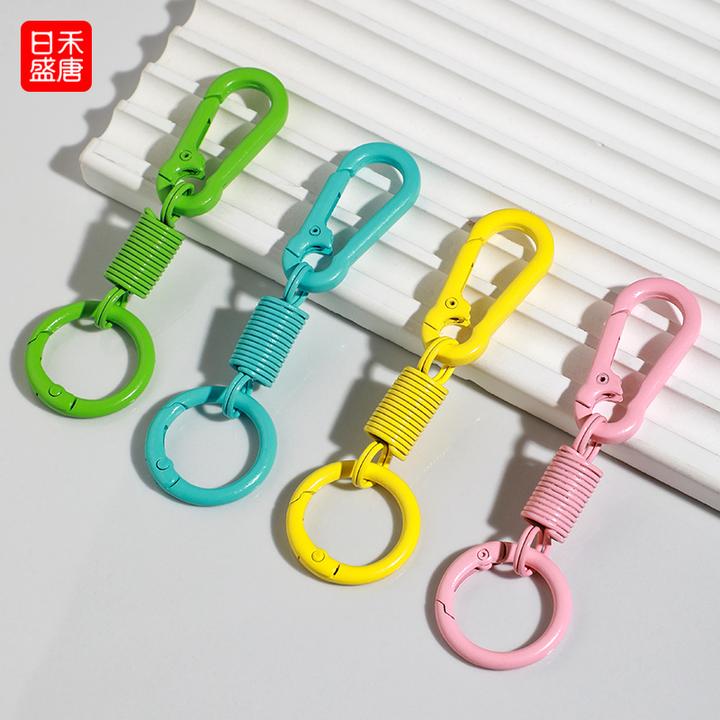 新款马可龙多彩弹簧钥匙扣登山扣书包个性时尚钥匙扣情侣钥匙扣