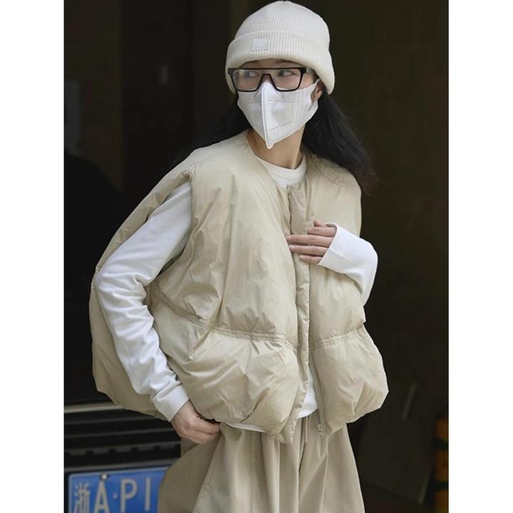 白鸭绒背心女式外短背心秋季新款休闲宽松百搭典雅欧式马甲背心女