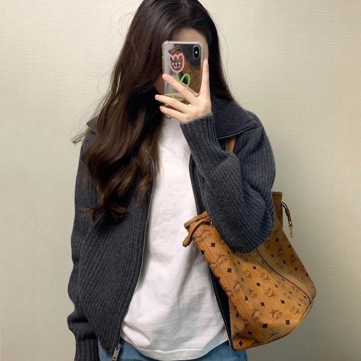 商场同款爆款2025秋季新款复古灰色翻领针织开衫慵懒风双拉链外套