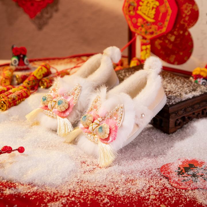 女童鞋子冬季汉服鞋新款民族风棉鞋时尚拼色毛毛鞋虎头鞋儿童棉鞋