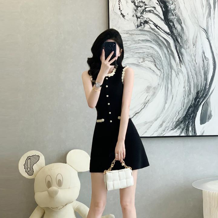 2025年夏季新款法式小香风高级感时尚气质千金风收腰显瘦连衣裙女