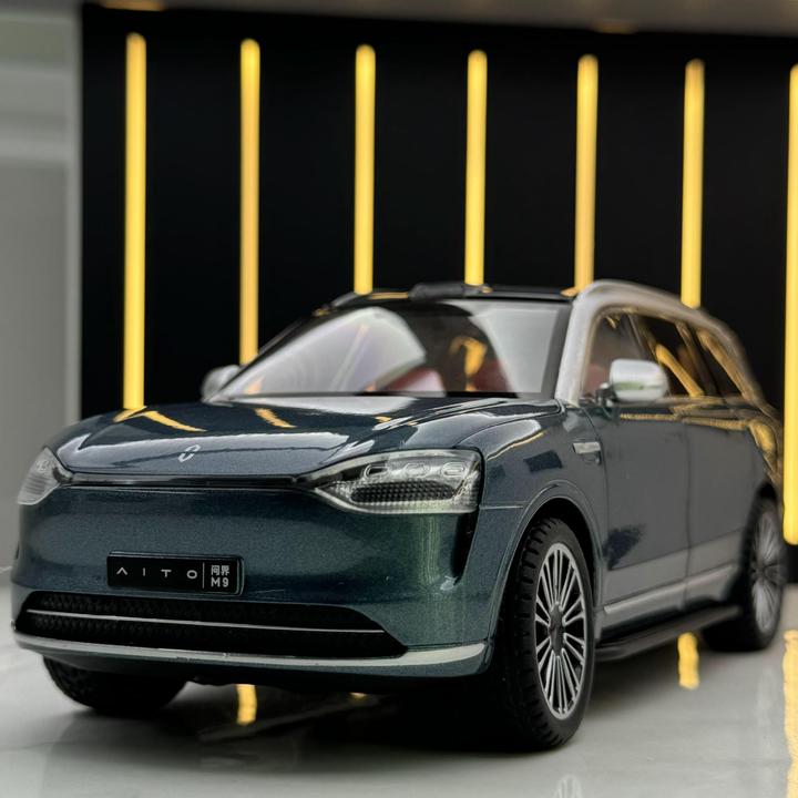 【赛力斯问界M9】仿真1∶24合金模型避震回力玩具车合金摆件车模