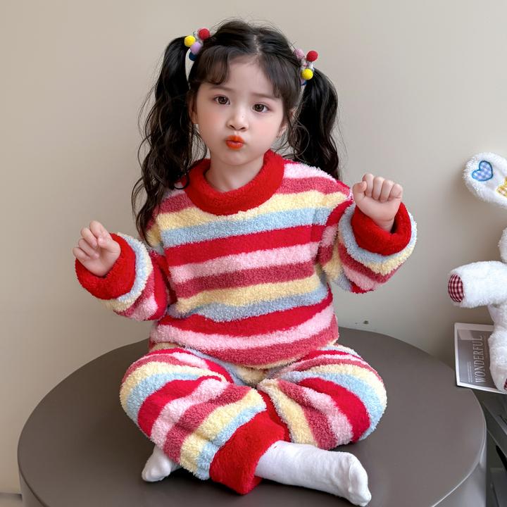 儿童秋冬款法兰绒睡衣1-8岁家居服3宝宝小女孩珊瑚绒可爱保暖套装