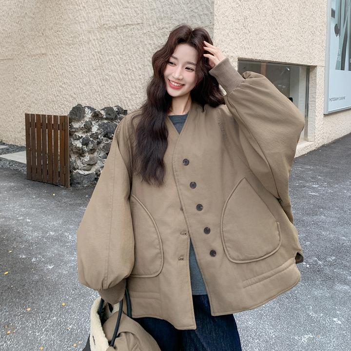 卡其色蝴蝶结围巾羽绒服外套女冬季2025新款小众设计感白鸭绒爆款