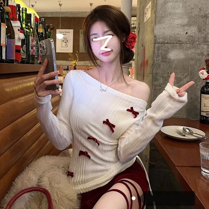 一字肩蝴蝶结针织打底衫女红色年期春季新款辣妹长袖恤内搭上衣