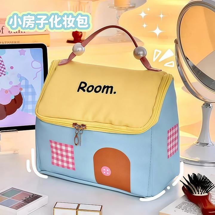 韩系可爱房子化妆包收纳护肤品便携撞色多巴胺大容量旅行收纳包