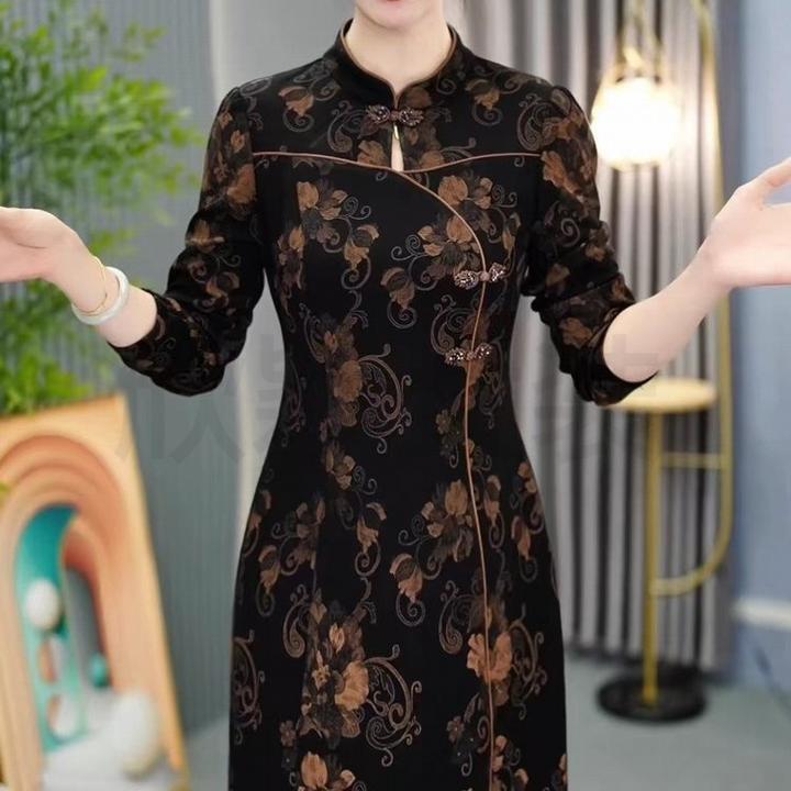 妈妈中式国风高端改良气质旗袍裙连衣裙2025春季长袖裙子中老年女