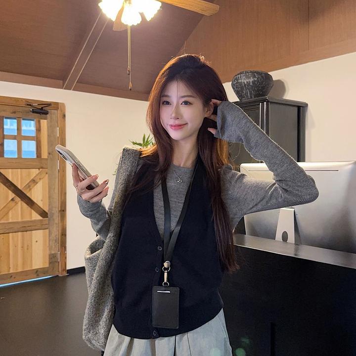 时尚套装黑灰色气质韩系时尚针织长袖挂脖开衫女休闲工装裤秋季