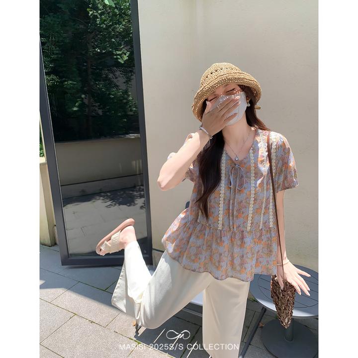 马西西大码女装法式V领蕾丝拼接娃娃衫夏季胖mm宽松显瘦正肩上衣