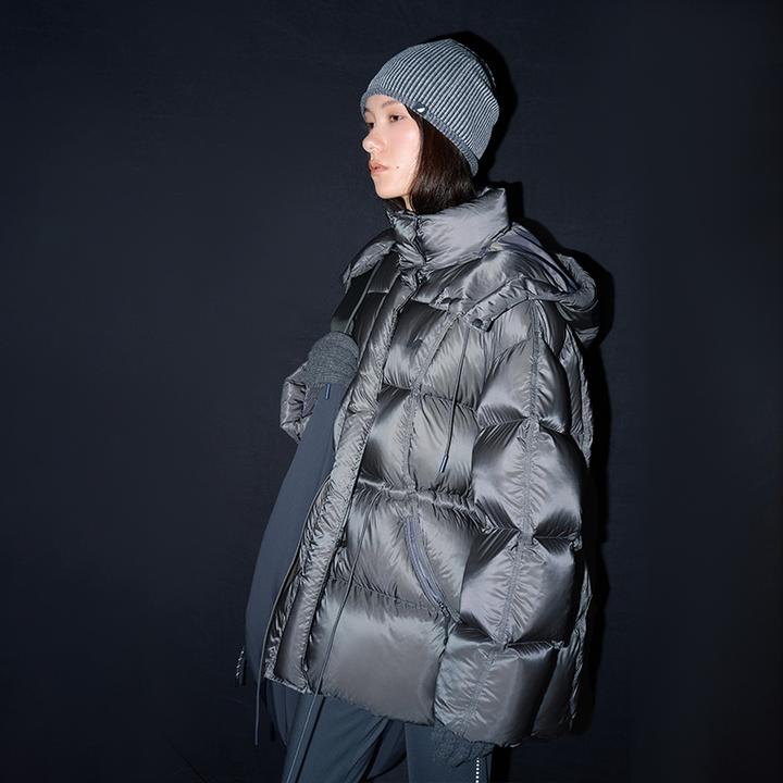 半圆4级防泼水面料女装[运动]2025秋冬立领连帽羽绒服D51211051