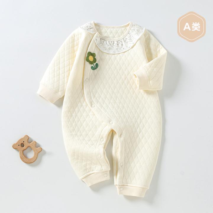 新生儿衣服三层保暖纯棉无骨0~6月宝宝春秋四季款长袖婴儿连体衣