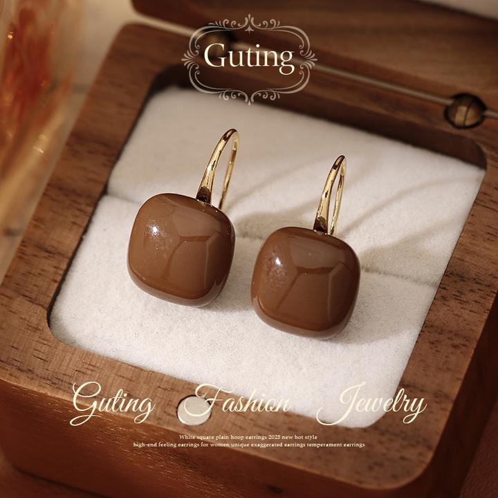 铜合金耳饰 22673几何巧克力色方糖耳钉女高级感秋冬耳饰耳环