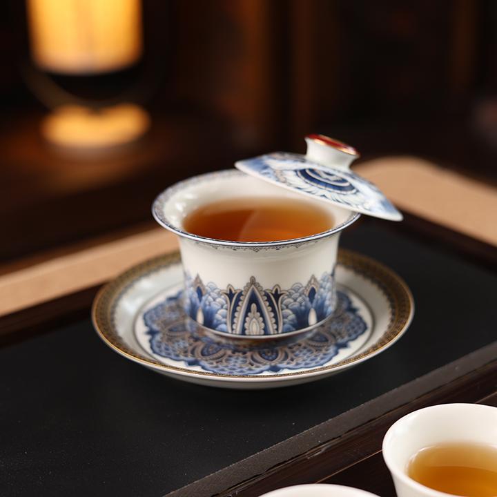 层峦叠嶂青花茶具套装手工家用陶瓷中式瓷盖碗高档礼盒装杯碟