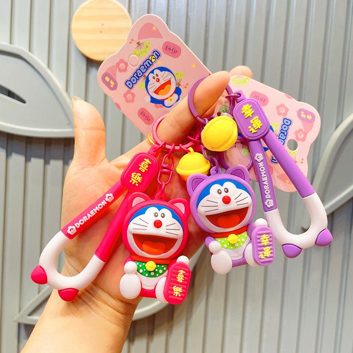 正版哆啦A梦钥匙链包包公仔汽车小玩偶钥匙扣挂件可爱小挂饰
