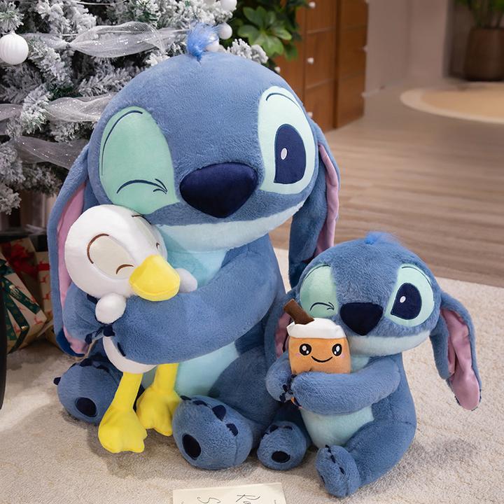 史迪仔抱抱鸭子玩偶唐老鸭公仔布娃娃抱枕史迪奇毛绒玩具生日礼物