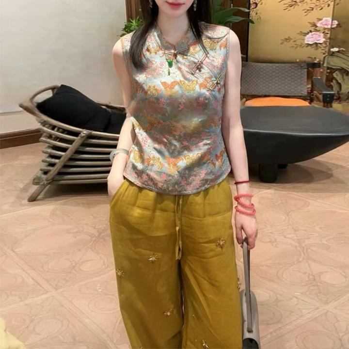 2025年夏季新款蝴蝶无袖上衣时尚显瘦设计款百搭蓝调彩蝶与彩花上