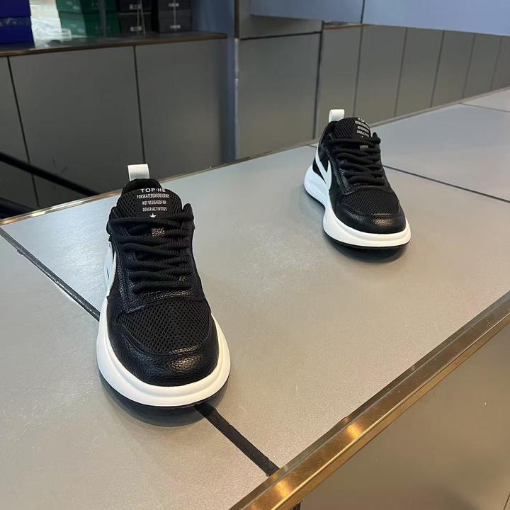 春夏新款舒适透气时尚百搭运动休闲鞋