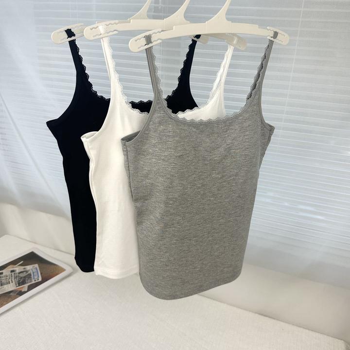 LuckyUU时尚百搭简约背心蕾丝边显瘦方领美背纯色莫代尔固定杯吊