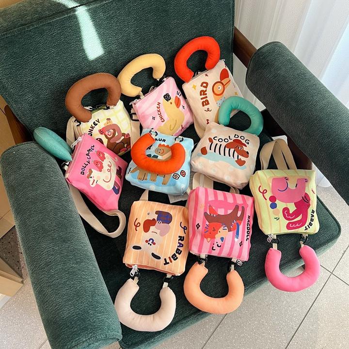 创意卡通印花手提包卡通插画女童斜跨包百搭潮流充棉儿童包包新款
