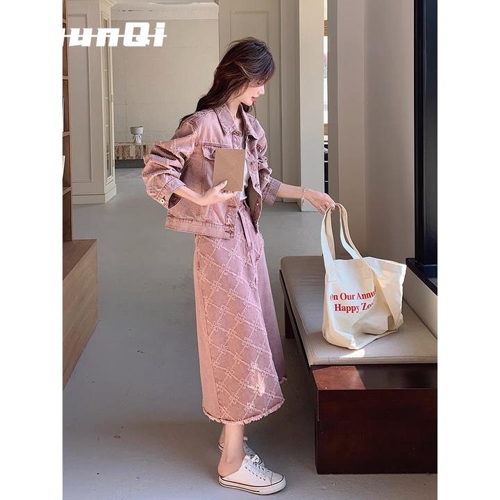 淳启一套早秋女装牛仔套装新款覆古长袖上衣和裙子两件套时尚气质