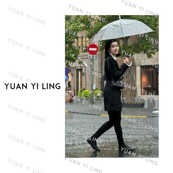 袁艺灵【静奢博主】25春款 羊毛V领双排扣黑色收腰西装连衣裙