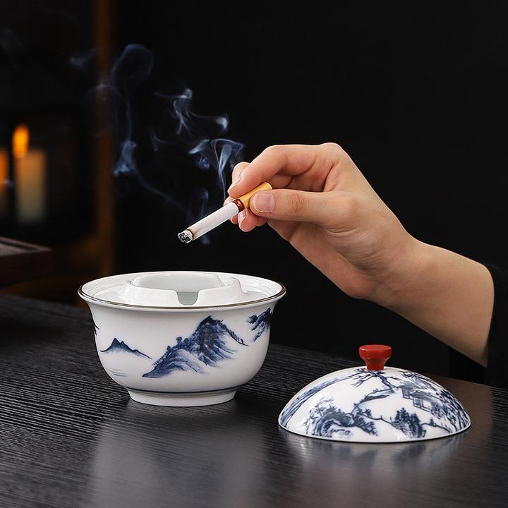 创意陶瓷烟灰缸带盖防风防飞灰家用办公酒店复古青花大号烟缸摆件